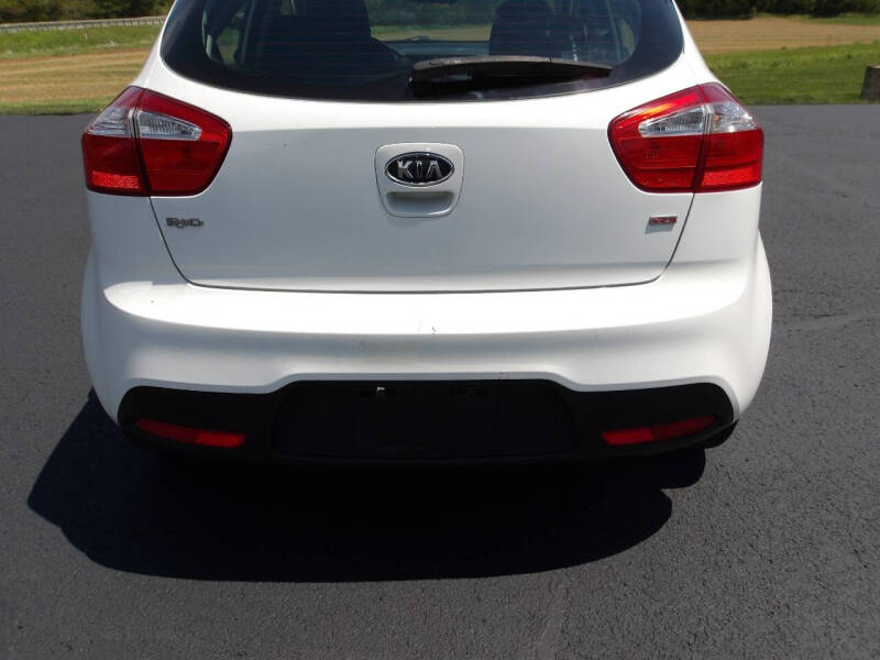kia rio 5-door 2012 KNADM5A31C6033177 image kia rio 5-door 2012 KNADM5A31C6033177 image